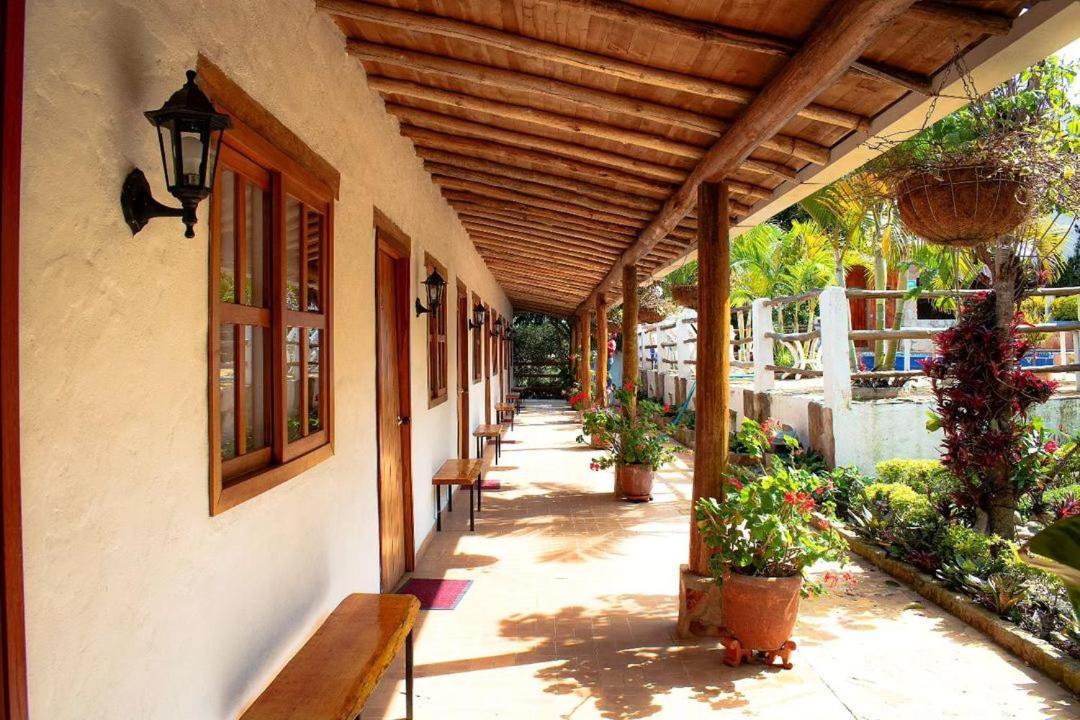 Hotel Boutique Santa Clara Mesa De Los Santos 로스 산토스 외부 사진